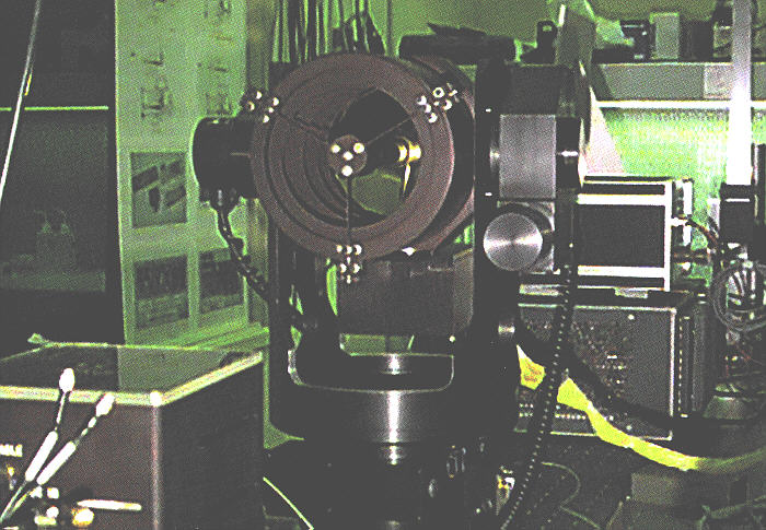 JPL Optical Communications Demonstrator (93324 bytes)
